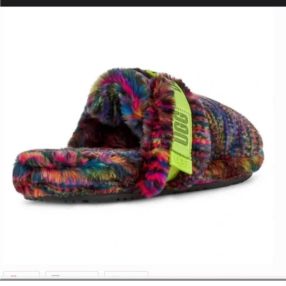 UGG Women's Fluff It Pixelate Size 10 in Great Condition